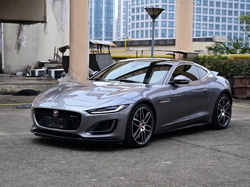 Jaguar F-Type 2021