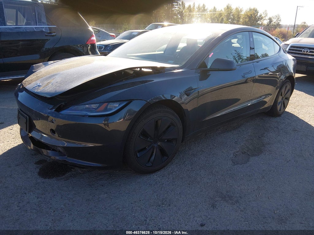 Tesla Model 3 2025