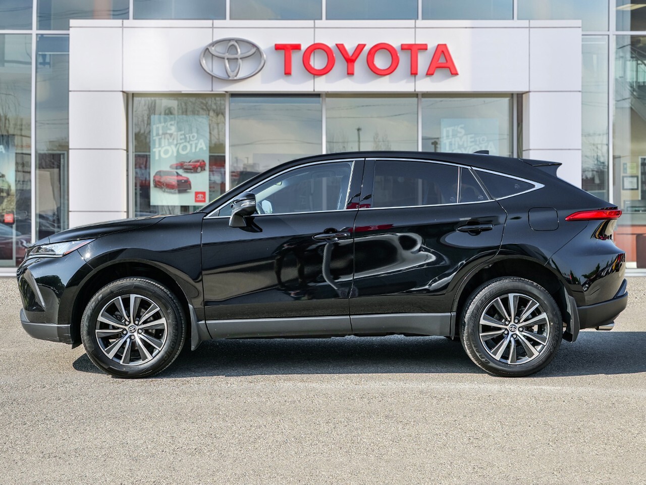 Toyota Venza 2024