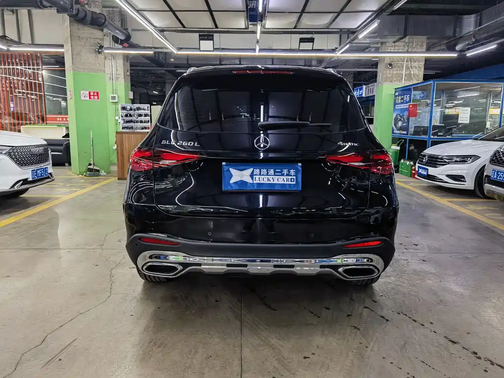 Mercedes-Benz GLC 2023