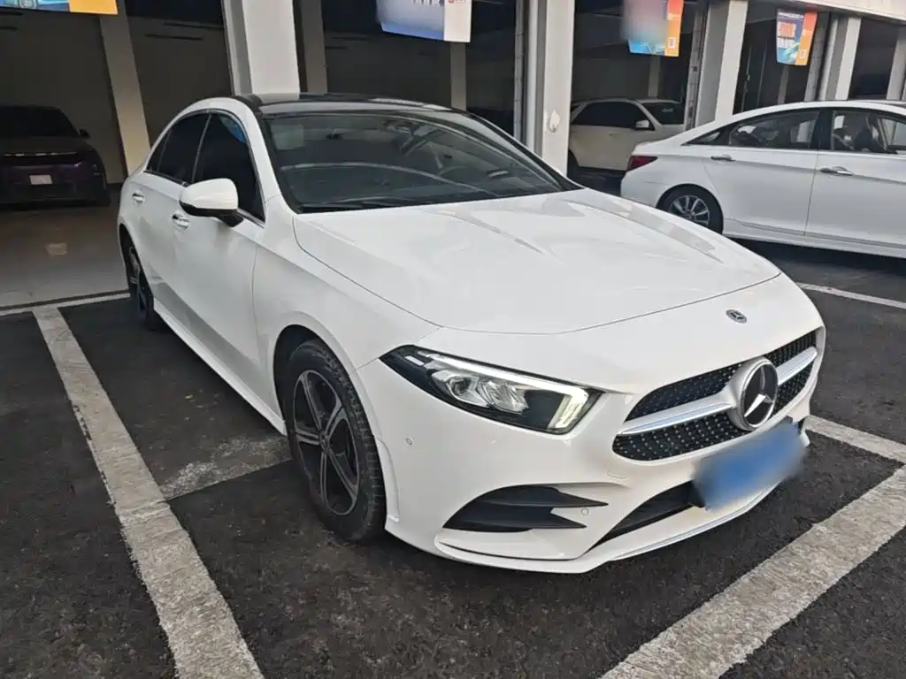 Mercedes-Benz A-Класс 2022