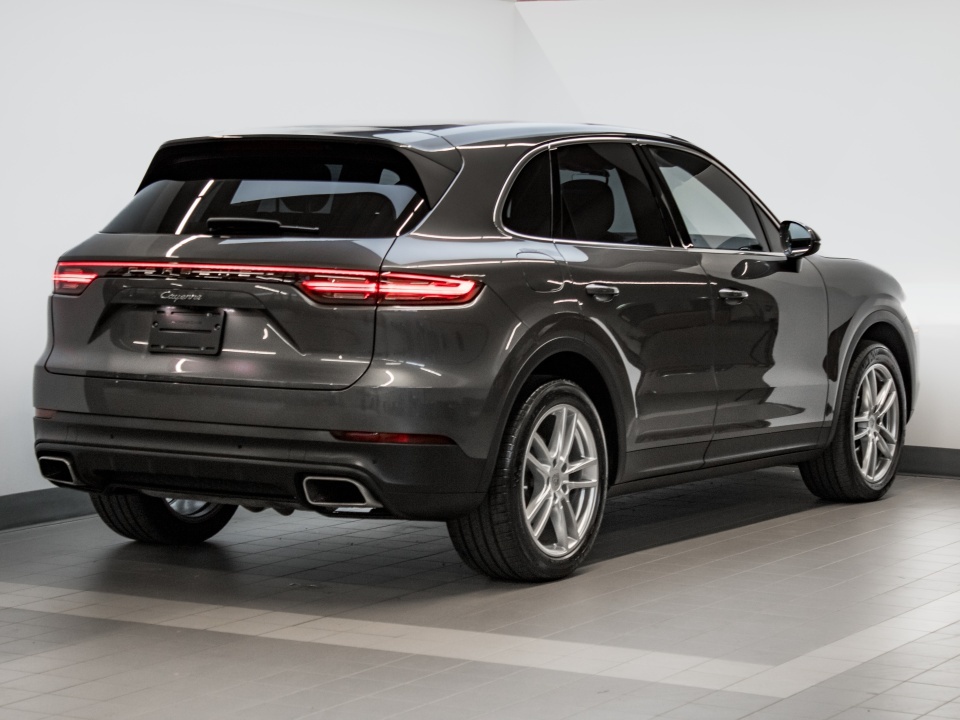 Porsche Cayenne 2022