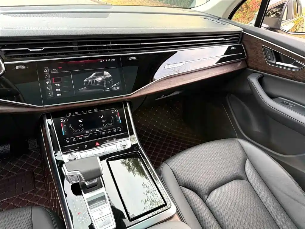 Audi Q7 2023