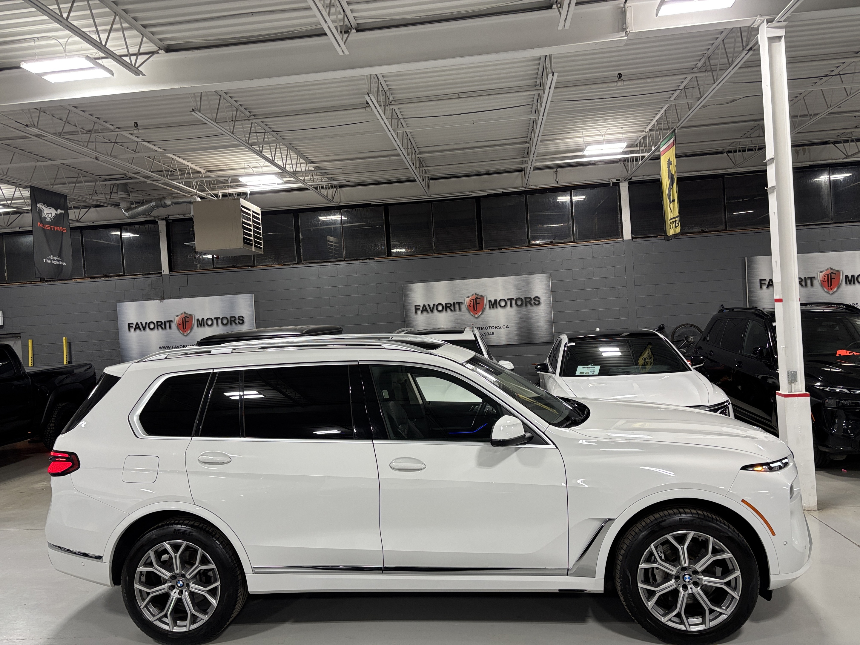 BMW X7 2023