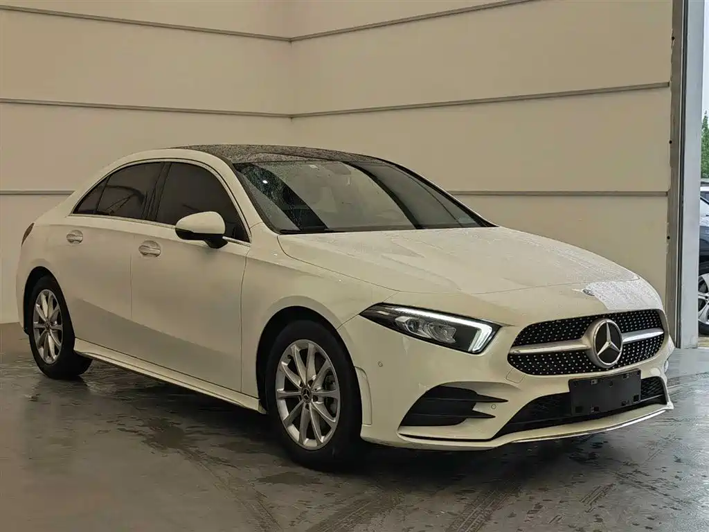 Mercedes-Benz A-Класс 2021