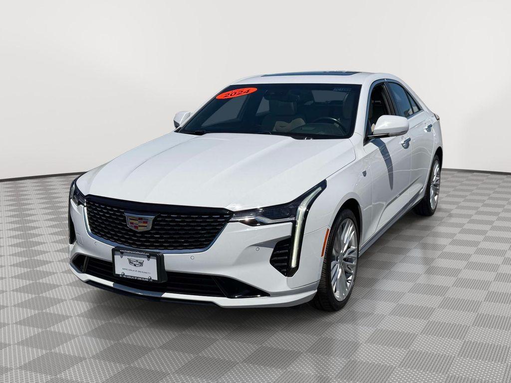 Cadillac CT4 2024