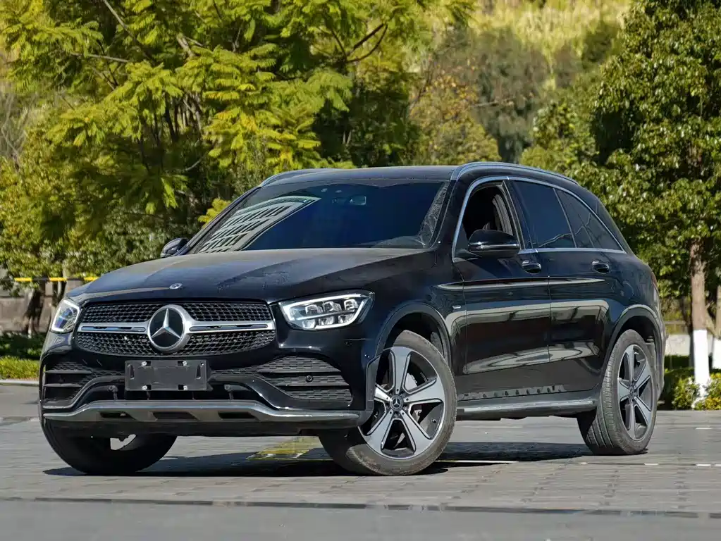 Mercedes-Benz GLC 2023