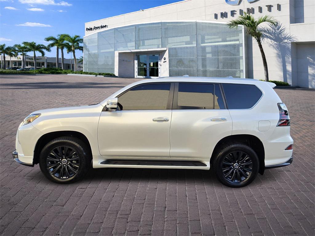 Lexus GX 2023