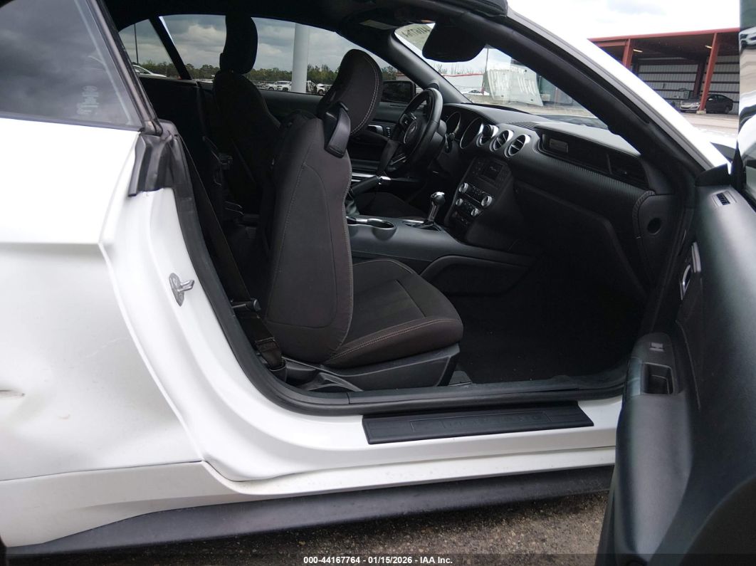 Ford Mustang 2022