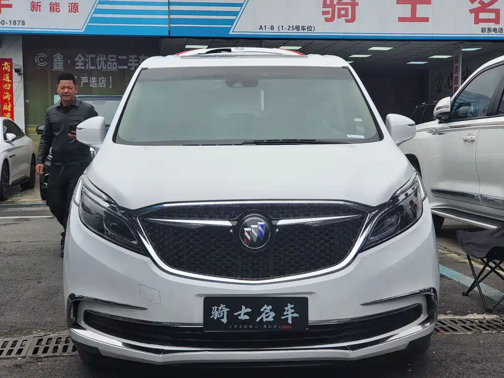 Buick GL8 2020