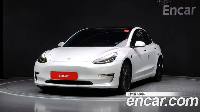 Tesla Model 3 2021