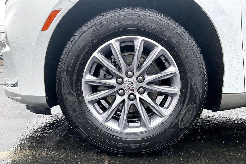 Buick Enclave 2023