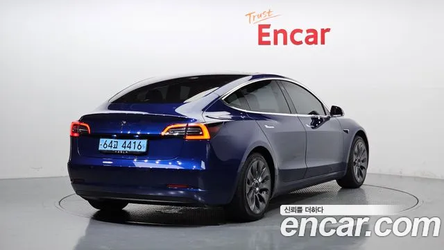 Tesla Model 3 2020