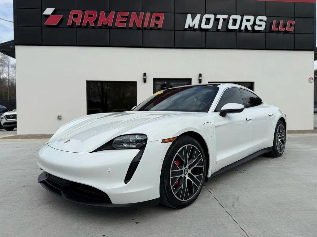 Porsche Taycan 2022