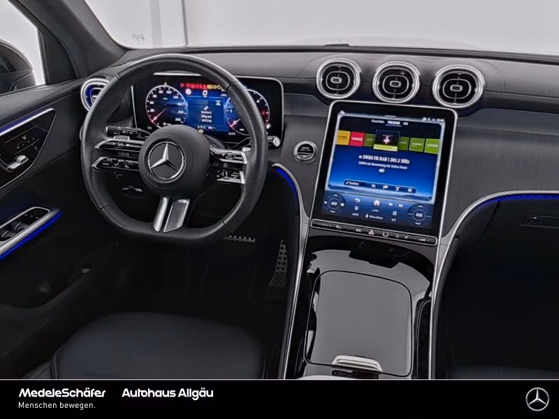 Mercedes-Benz GLC 300 2025
