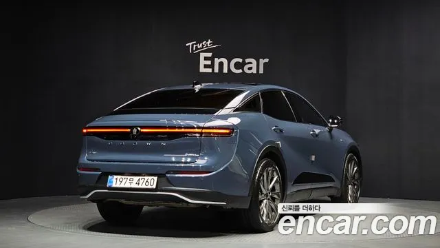 Toyota Crown 2025