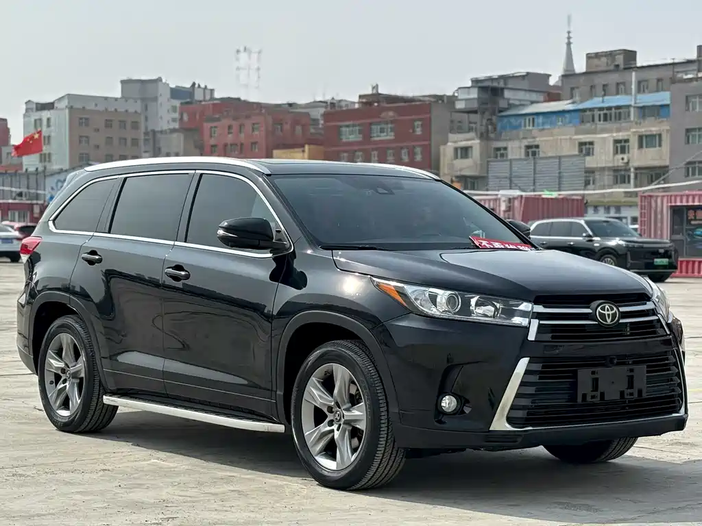 Toyota Highlander 2021