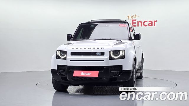 Land Rover Defender 2025