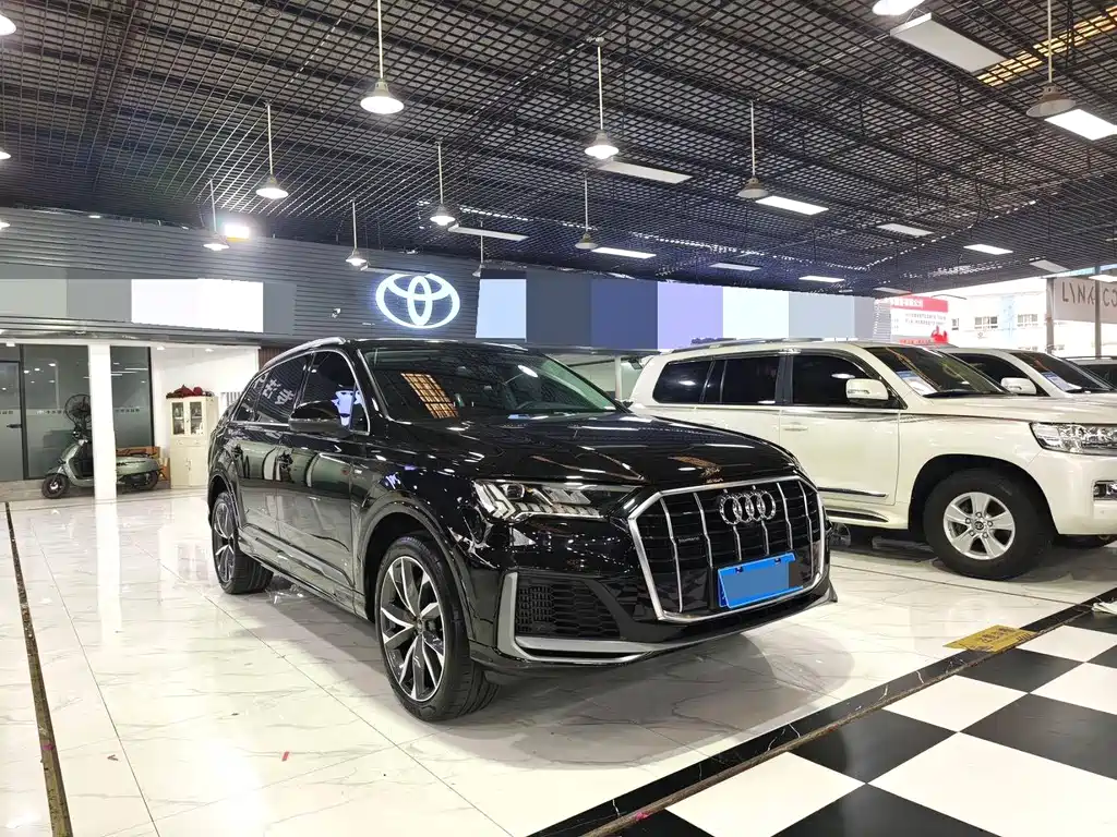 Audi Q7 2023
