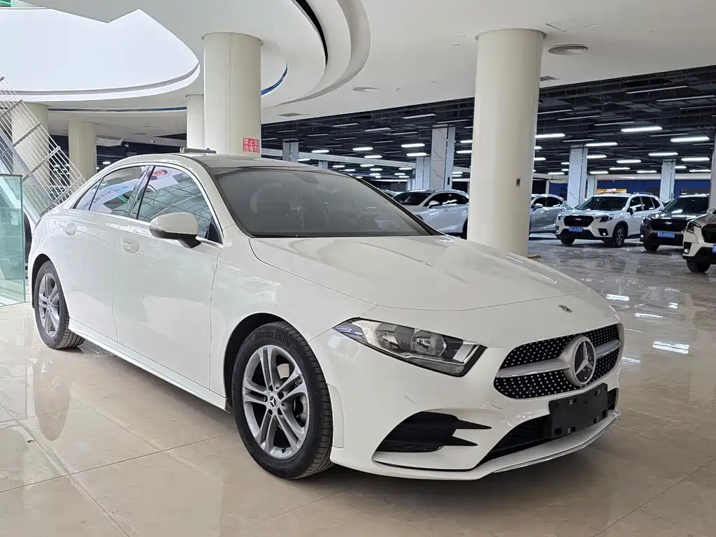 Mercedes-Benz A-Класс 2022