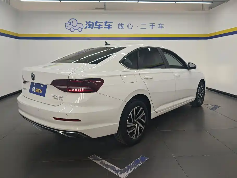 Volkswagen Lavida 2022