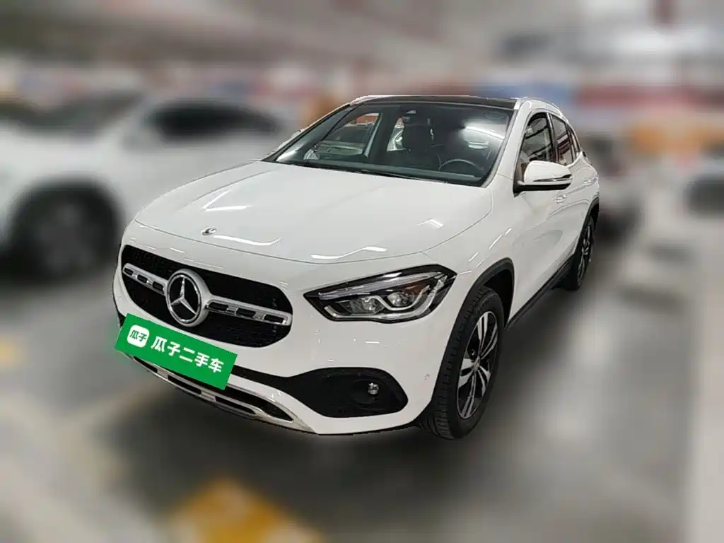 Mercedes-Benz GLA 2023