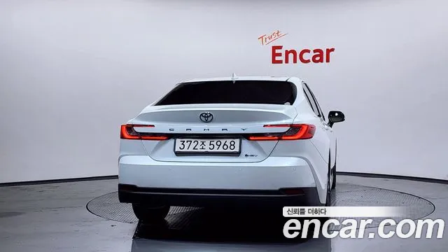 Toyota Camry 2024
