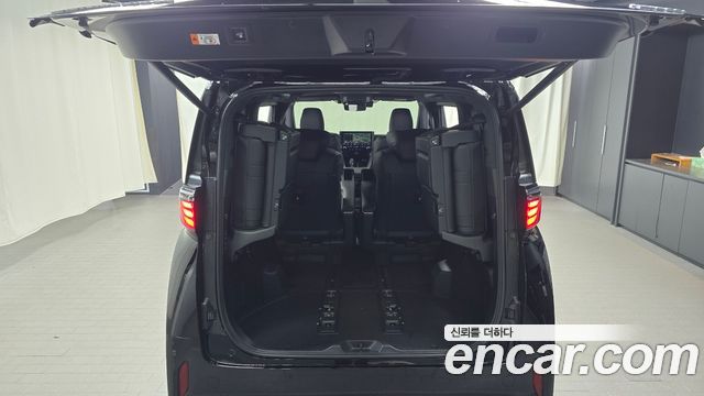 Toyota Alphard 2025