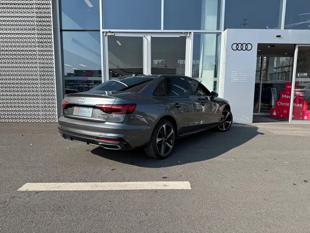 Audi A4 2024
