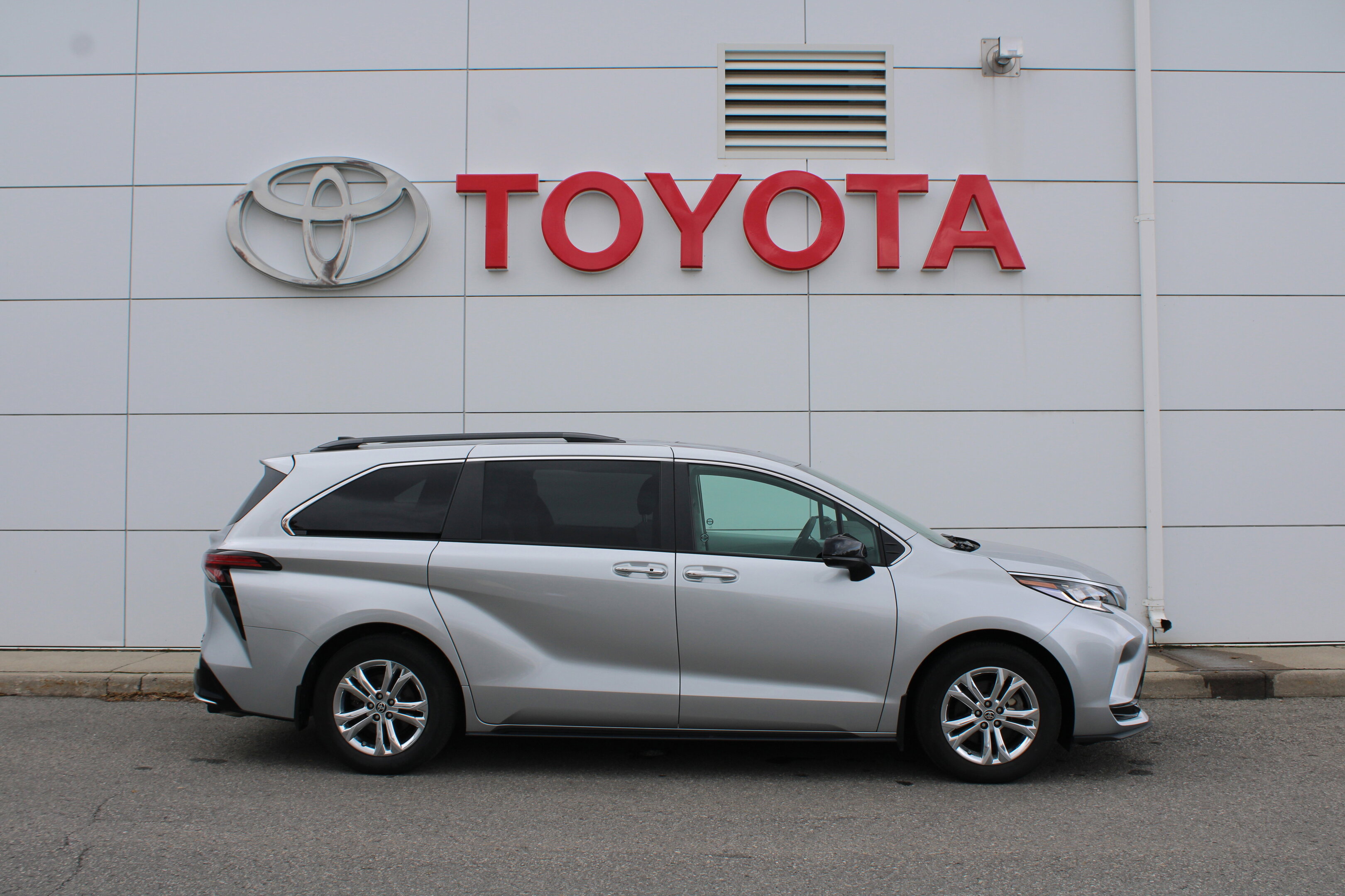 Toyota Sienna 2022