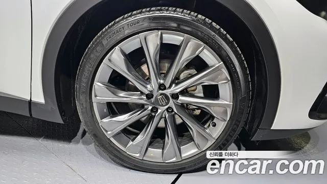 Toyota Crown 2024