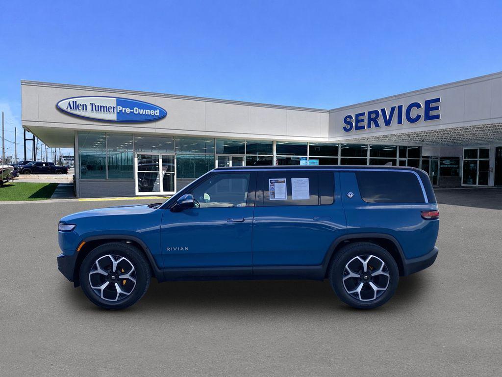 Rivian R1S 2023
