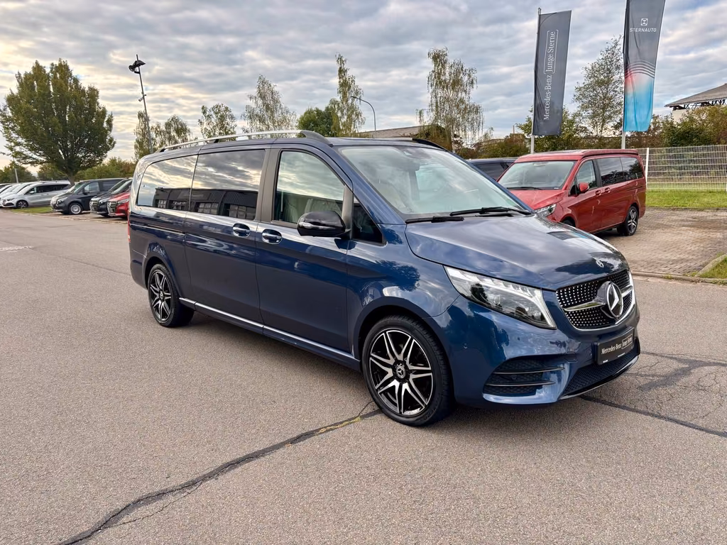 Mercedes-Benz V 300 2023