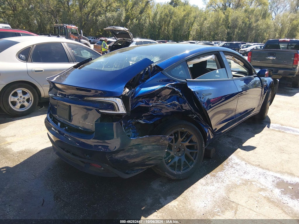 Tesla Model 3 2025