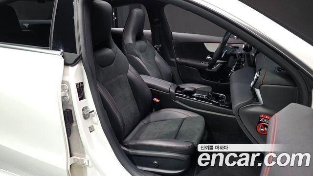 Mercedes-Benz CLA 2023