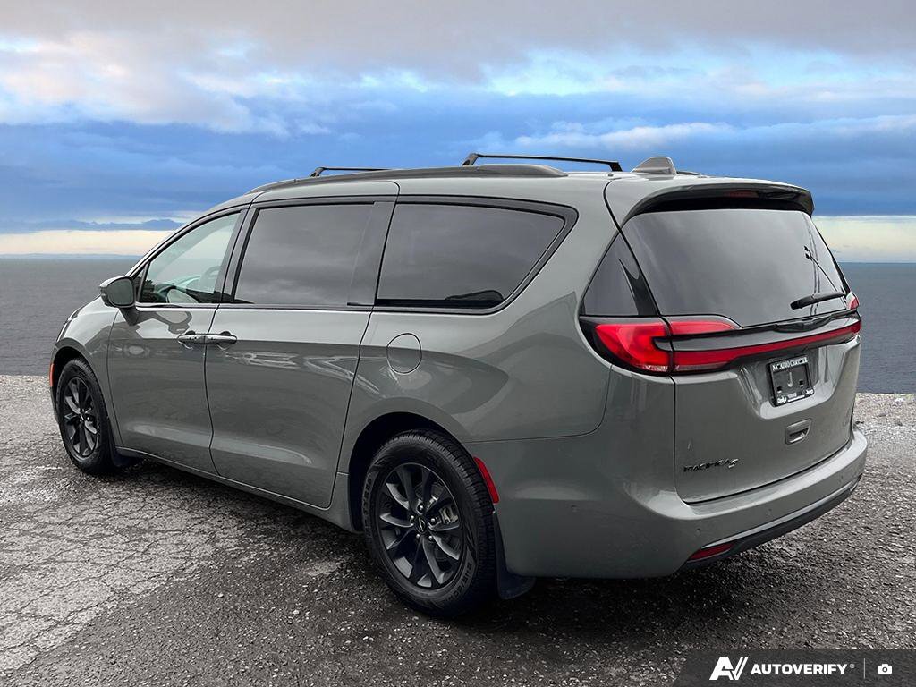 Chrysler Pacifica 2022