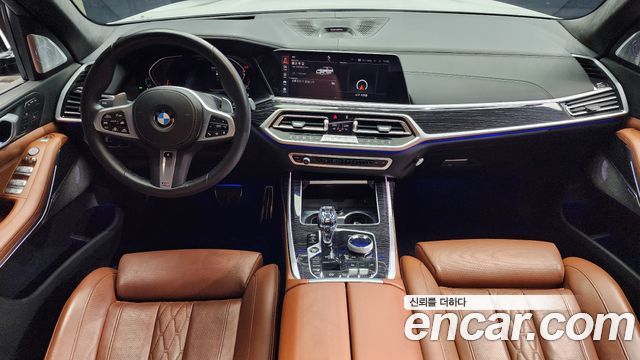 BMW X7 2021