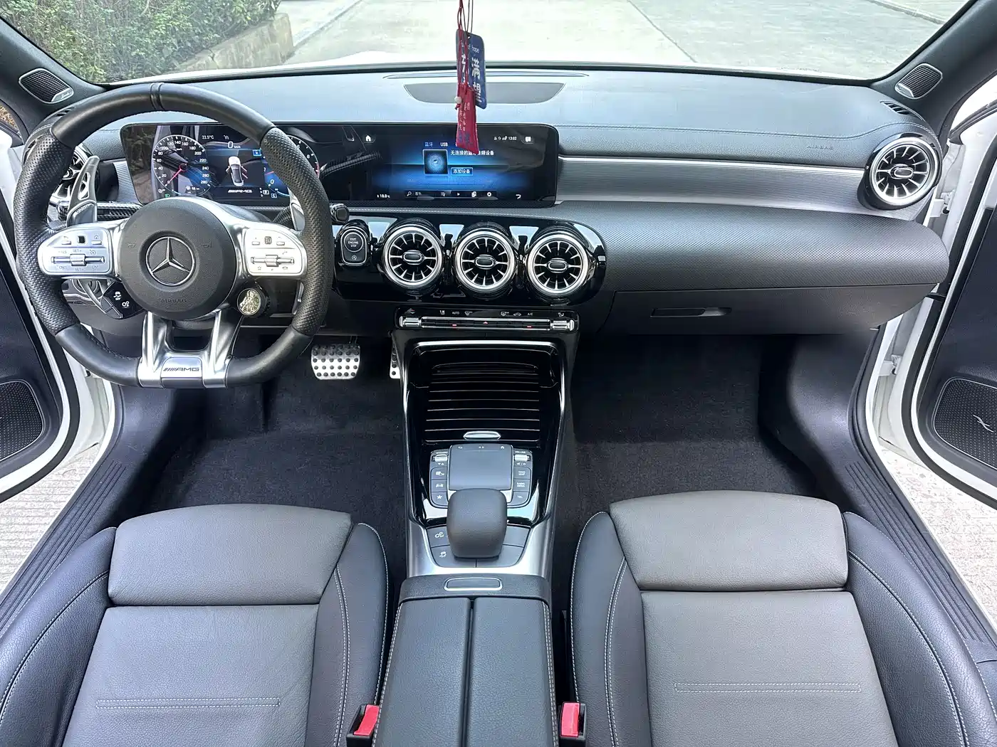 Mercedes-Benz A-Класс 2023