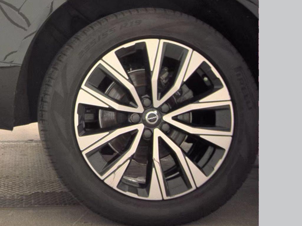 Volvo XC60 2024