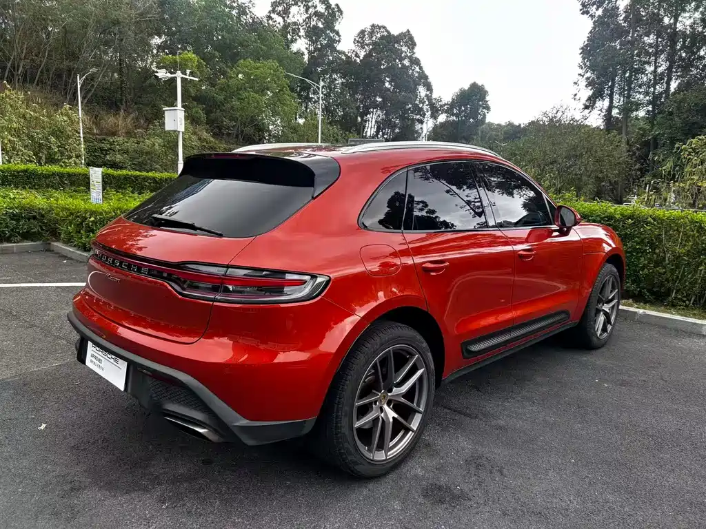 Porsche Macan 2023