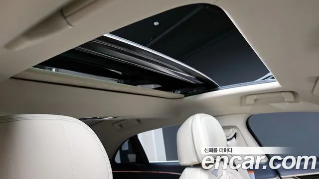 Bentley Flying Spur 2023