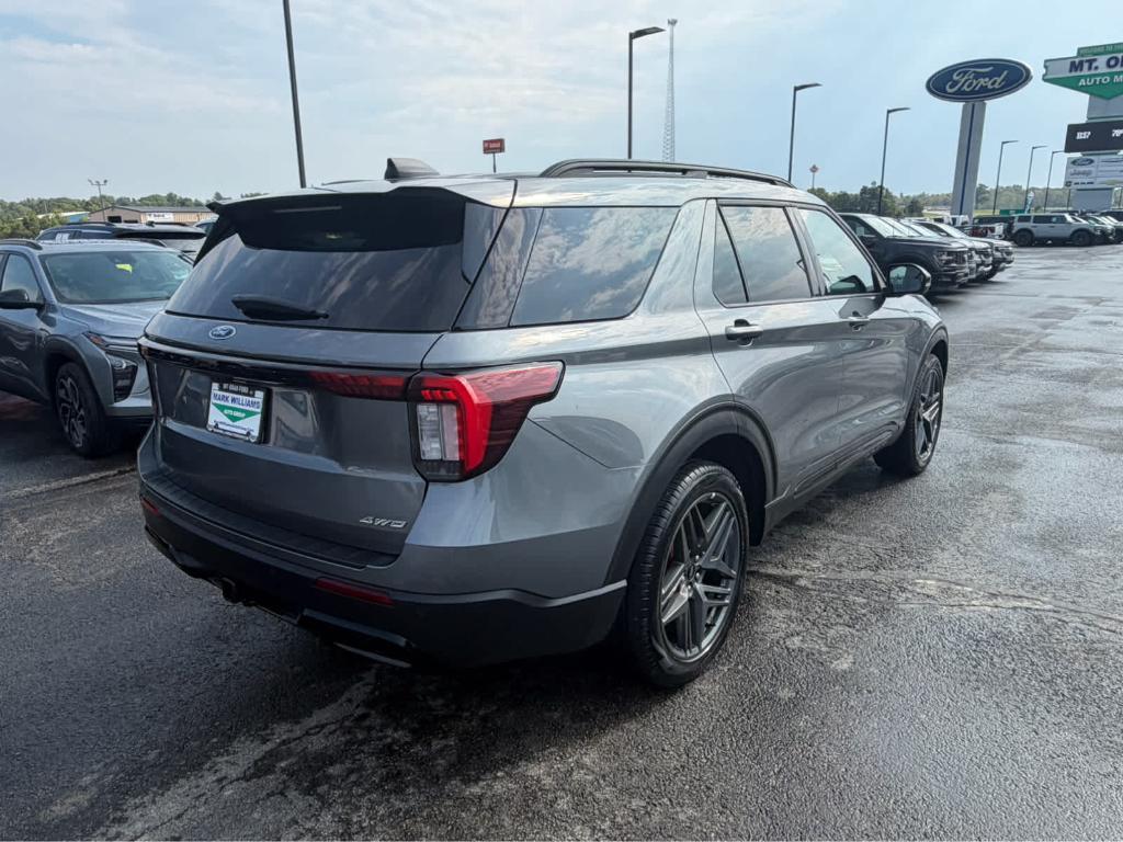Ford Explorer 2025