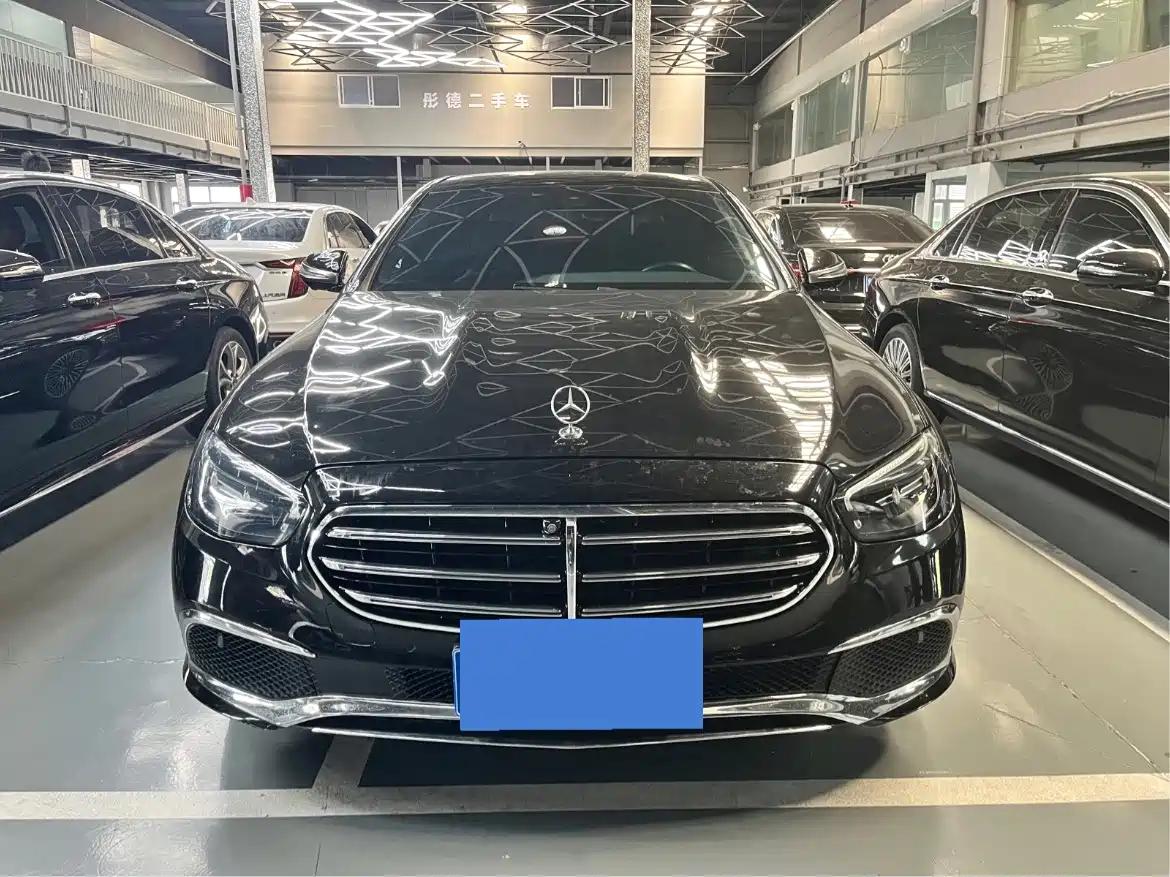Mercedes-Benz E-Класс 2022