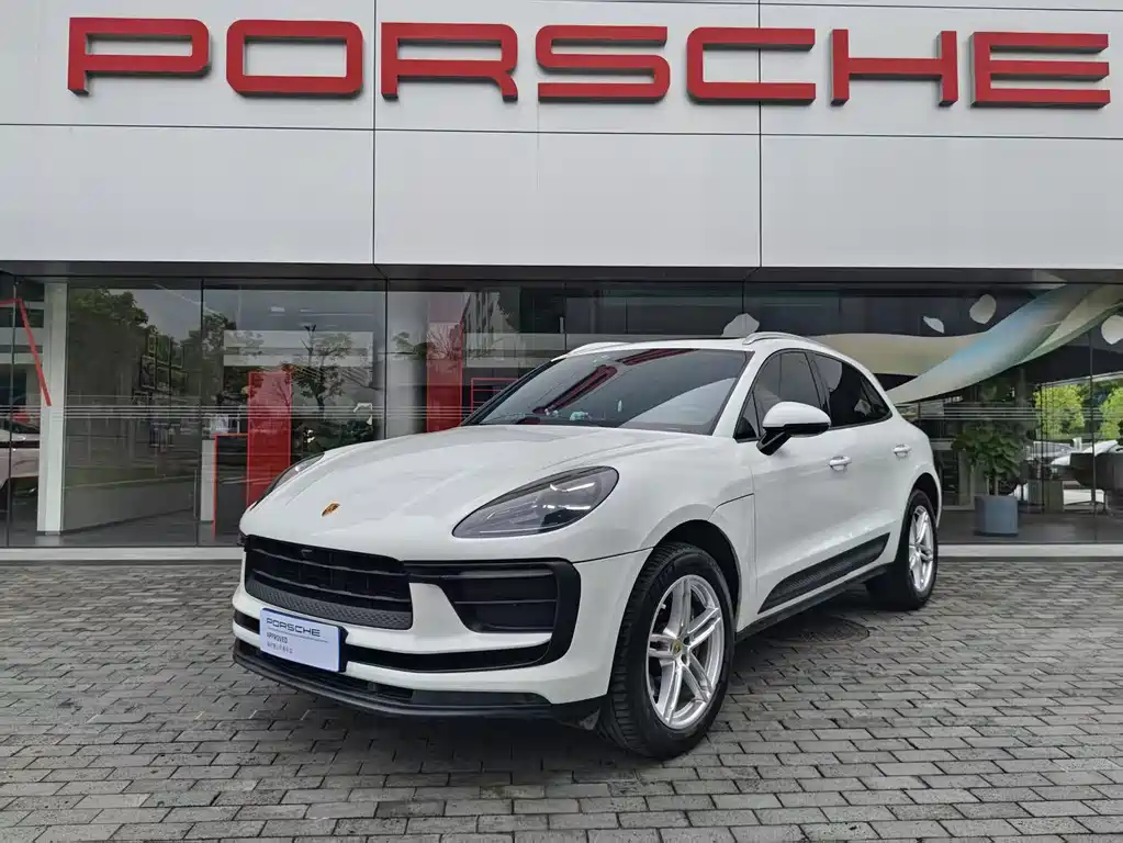 Porsche Macan 2023