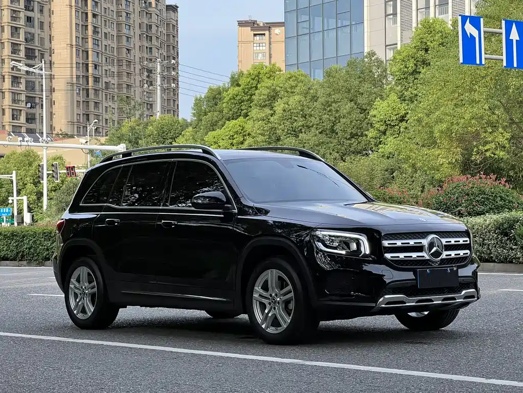 Mercedes-Benz GLB 2022