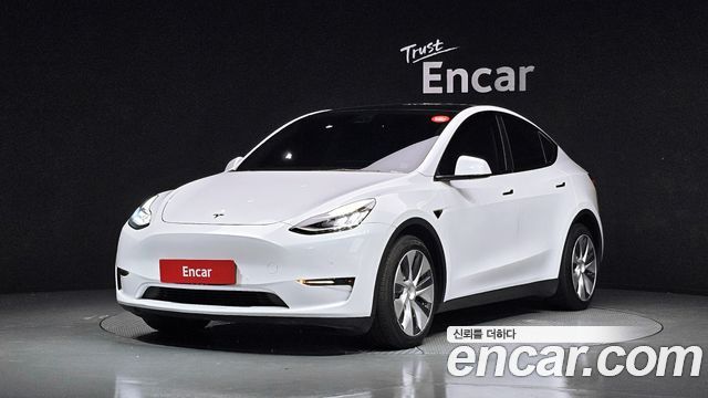 Tesla Model Y 2021