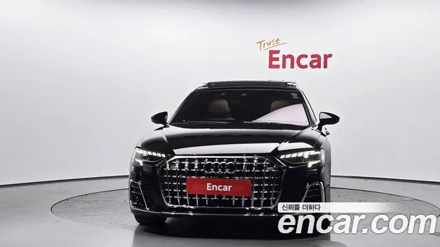 Audi A8 2021