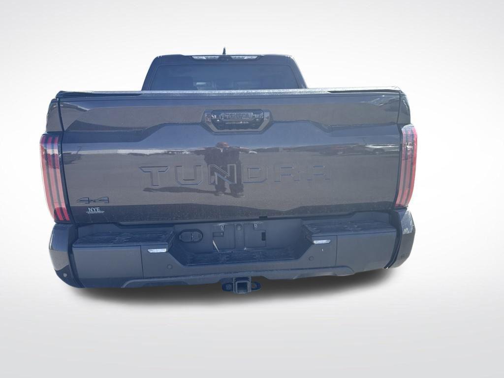 Toyota Tundra 2024