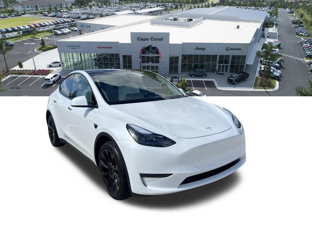 Tesla Model Y 2024