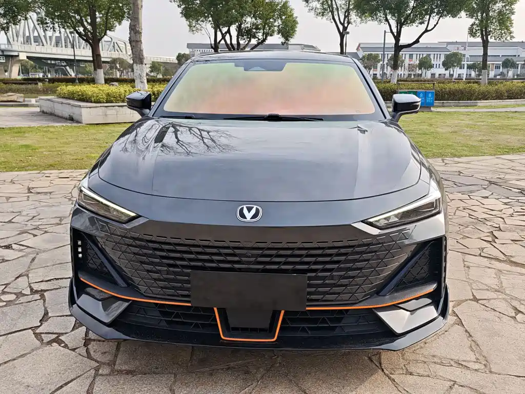 Changan UNI-V 2023